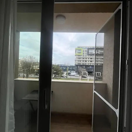 Rb - Coresi Mall - Free Parking - 20 Minutes From Skiing * Braşov